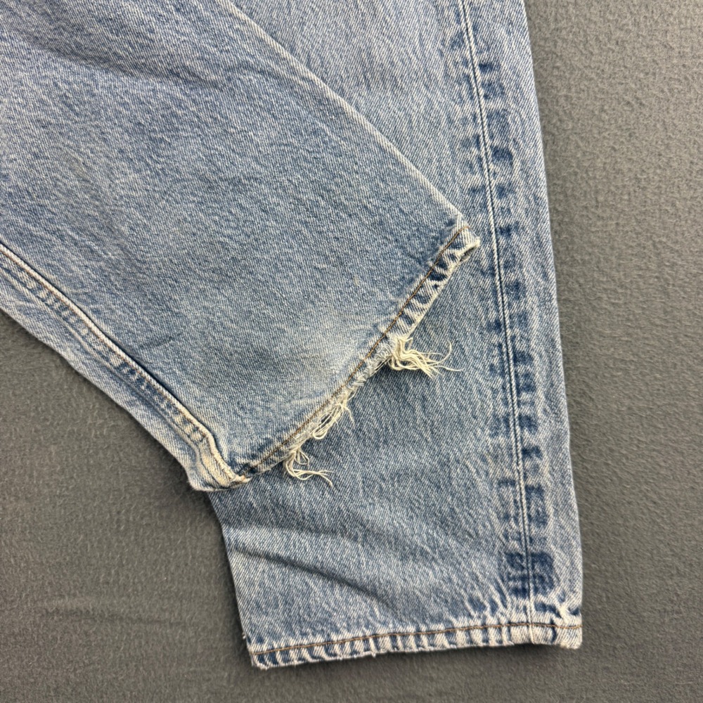 Vintage USA Levis 501 Jeans Men's 32x36 Blue Distressed Wallet Fade Button Fly - Picture 7 of 15